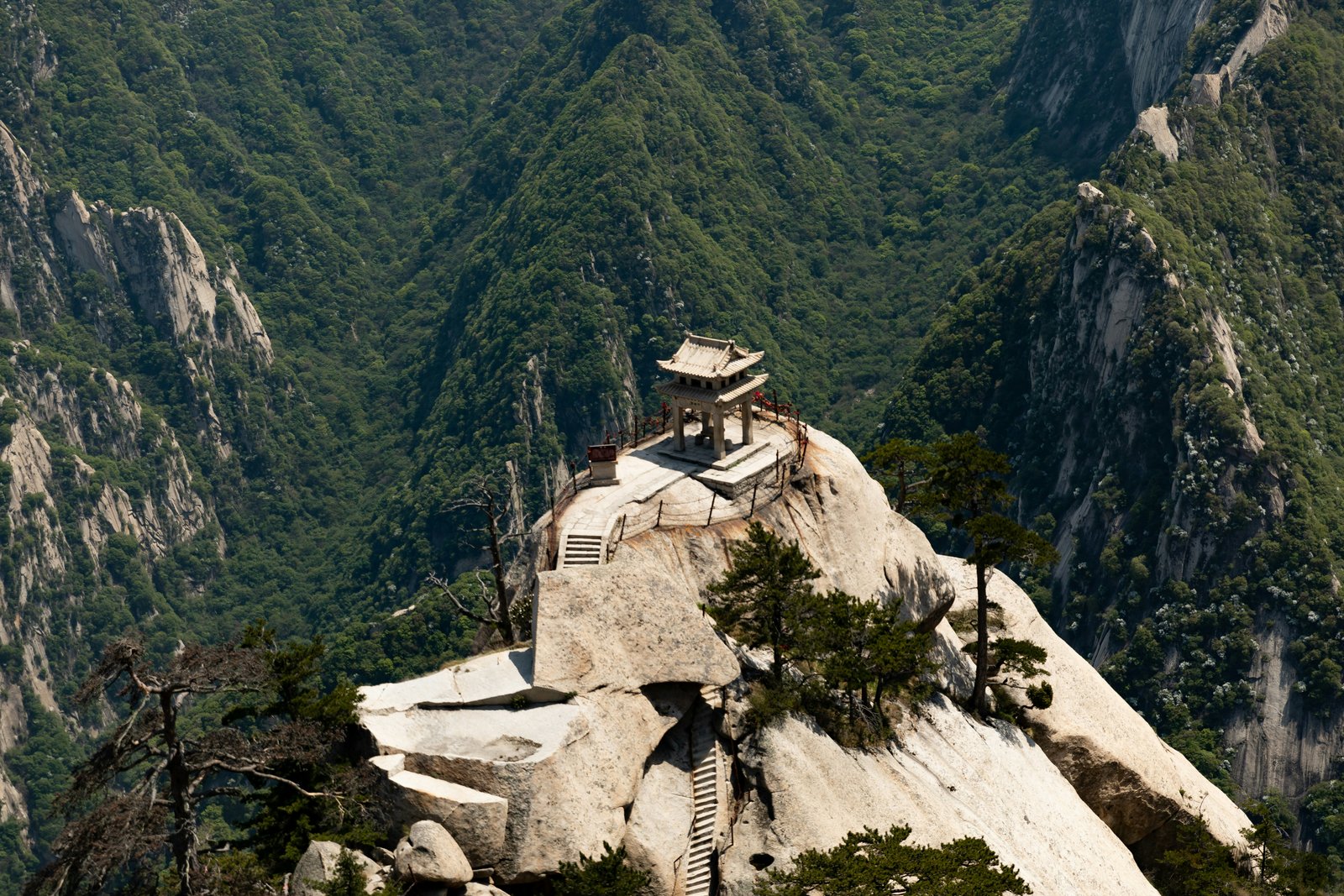 Weinan